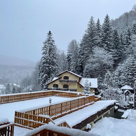 7Soapte Timisu de Jos Exterior foto